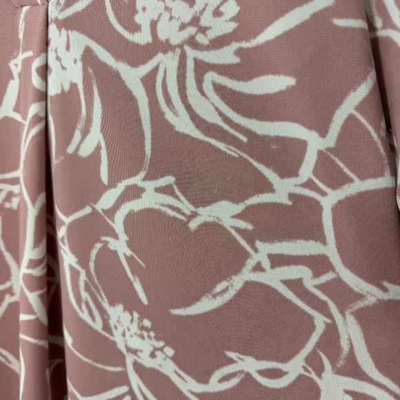 Alfani Women’s Size Medium Pink Floral Print V Neck Loose Fit Tunic Blouse - Picture 3 of 9